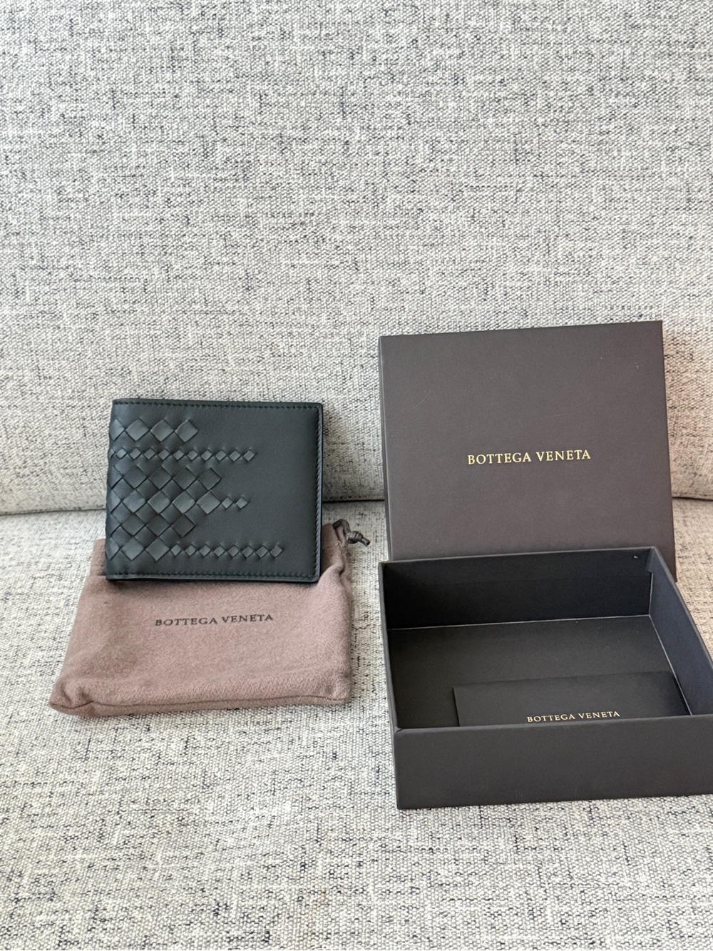 Authentic New Bottega Veneta Black Intrecciato Woven Leather Wallet